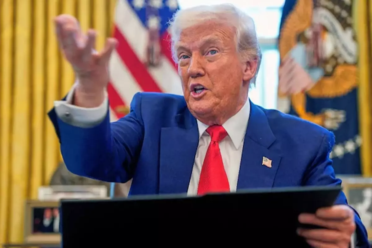 Trump Çin'le Ticaret Anlaşmasını İhlal Ettiğini İddia Etti