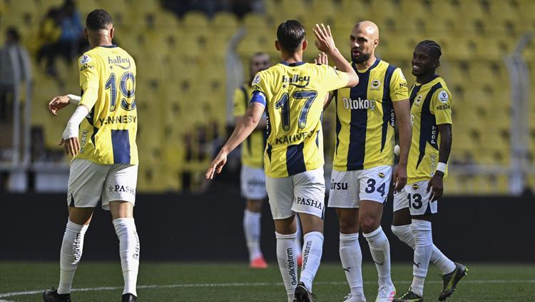 Fenerbahçe Konyaspor Maçı Özeti: Sarı-Lacivertliler 21'lik Galibiyetle Sezonu Kapattı