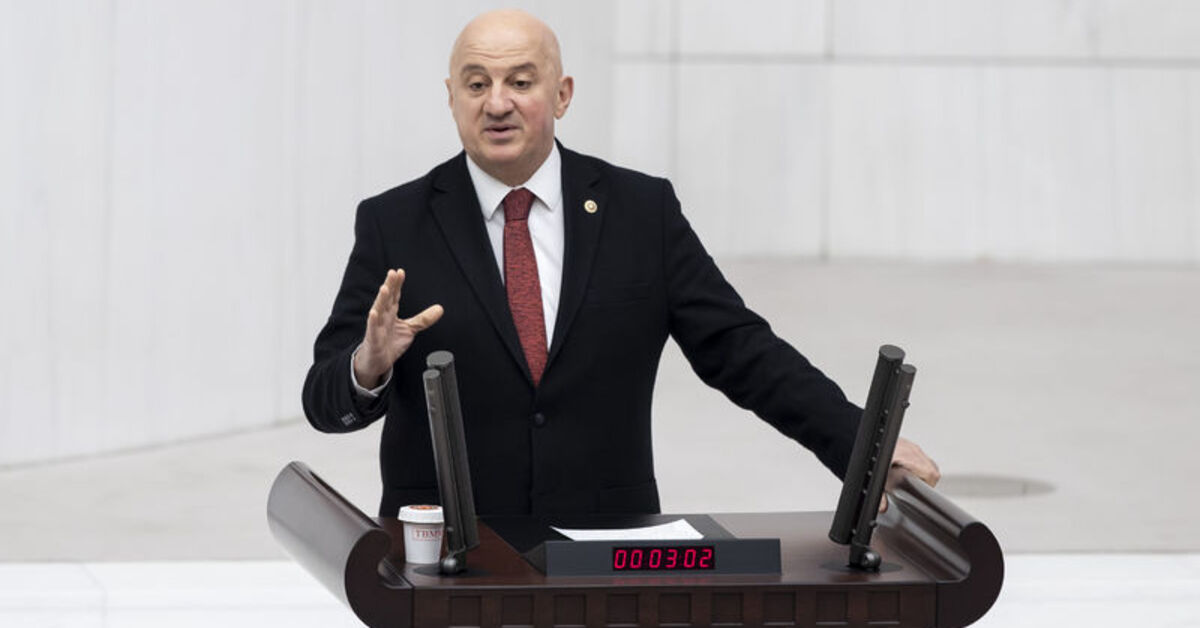CHP'nin TBMM Başkan Adayı Artvin Milletvekili Uğur Bayraktutan Oldu