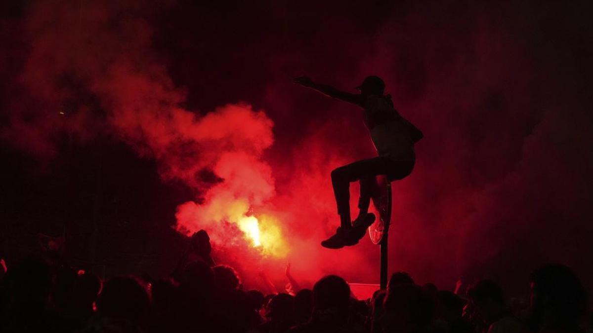 Paris Saint-Germain Şampiyon Oldu: Fransa'da Kutlamalar Sırrı Karıştırdı