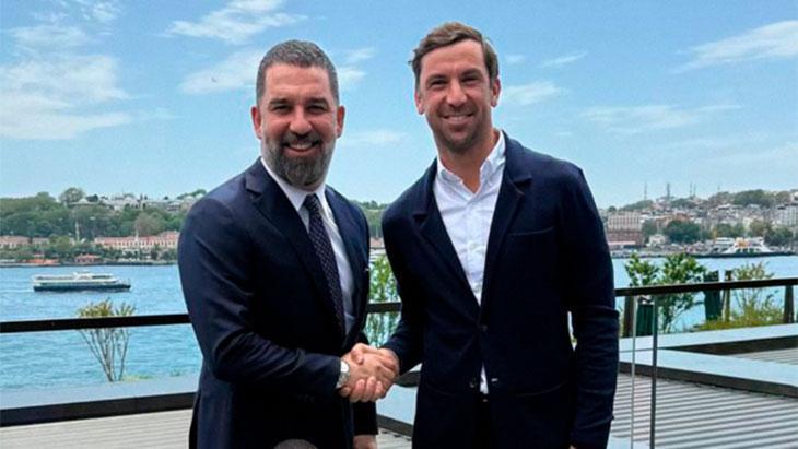 Arda Turan'dan Fenerbahçe'ye Transfer Hamlesi: Milli Yıldız Ukrayna'ya Transfer Oluyor