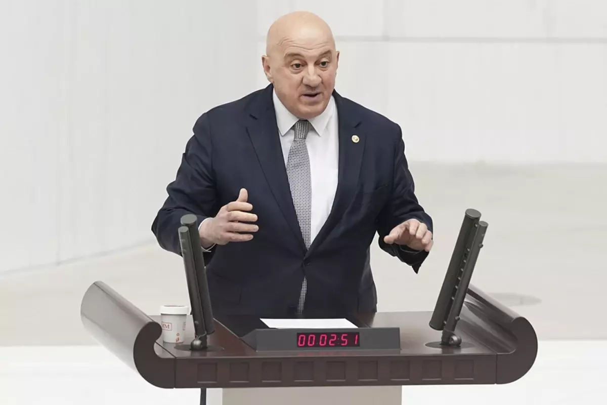 CHP'nin TBMM Başkanı Adayı Uğur Bayraktutan Oldu