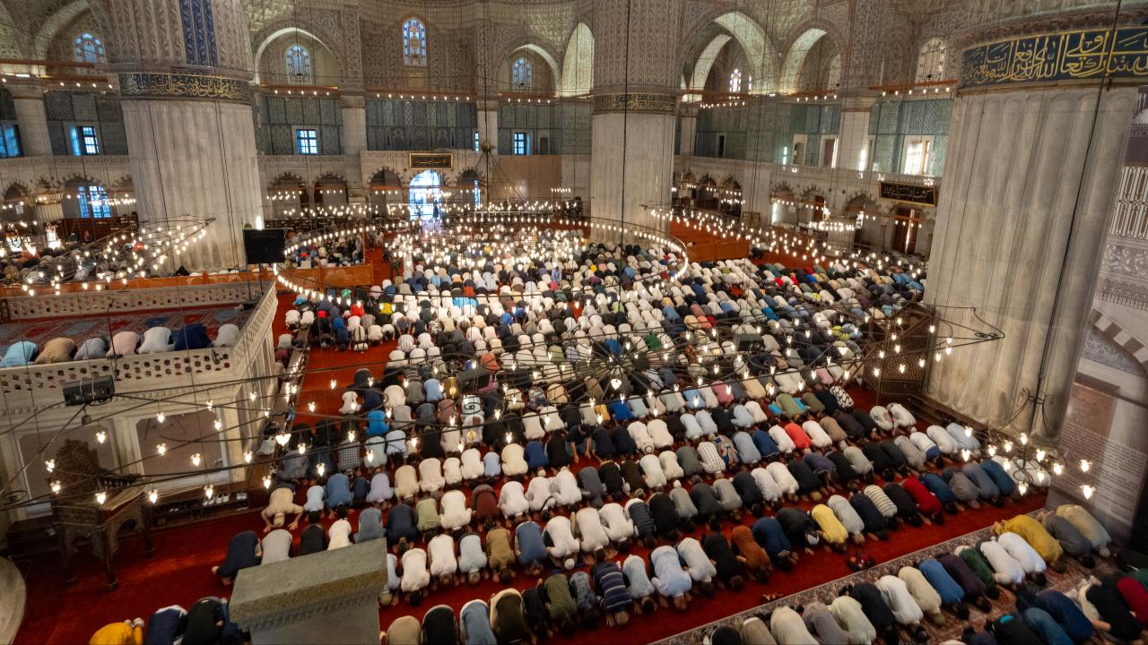 Kurban Bayramı Namaz Saatleri 2024: İl İl Güncel Listesi