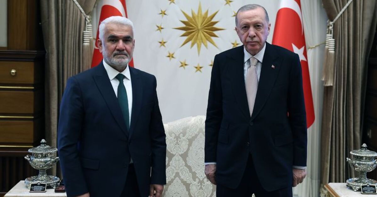 Cumhurbaşkanı Erdoğan DSP ve HÜDA PAR Genel Başkanlarını Kabul Etti