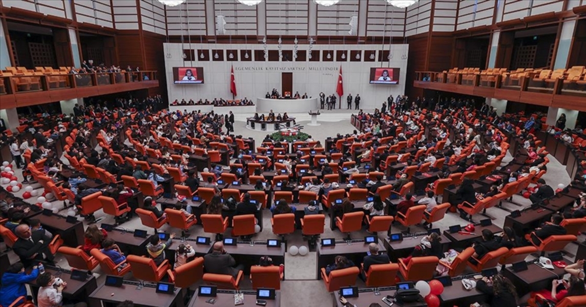 İnfaz Düzenlemesi İçin Meclis'te Yargı Paketi Görüşmeleri Başladı