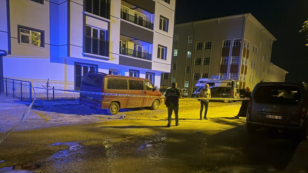 Ankara'da Boşanma Aşamasındaki Babasını Bıçaklayan Şüpheli Gözaltında