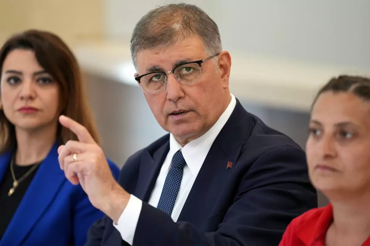Cemil Tugay'dan CHP'li Vekillere Grev Süreci Eleştirisi