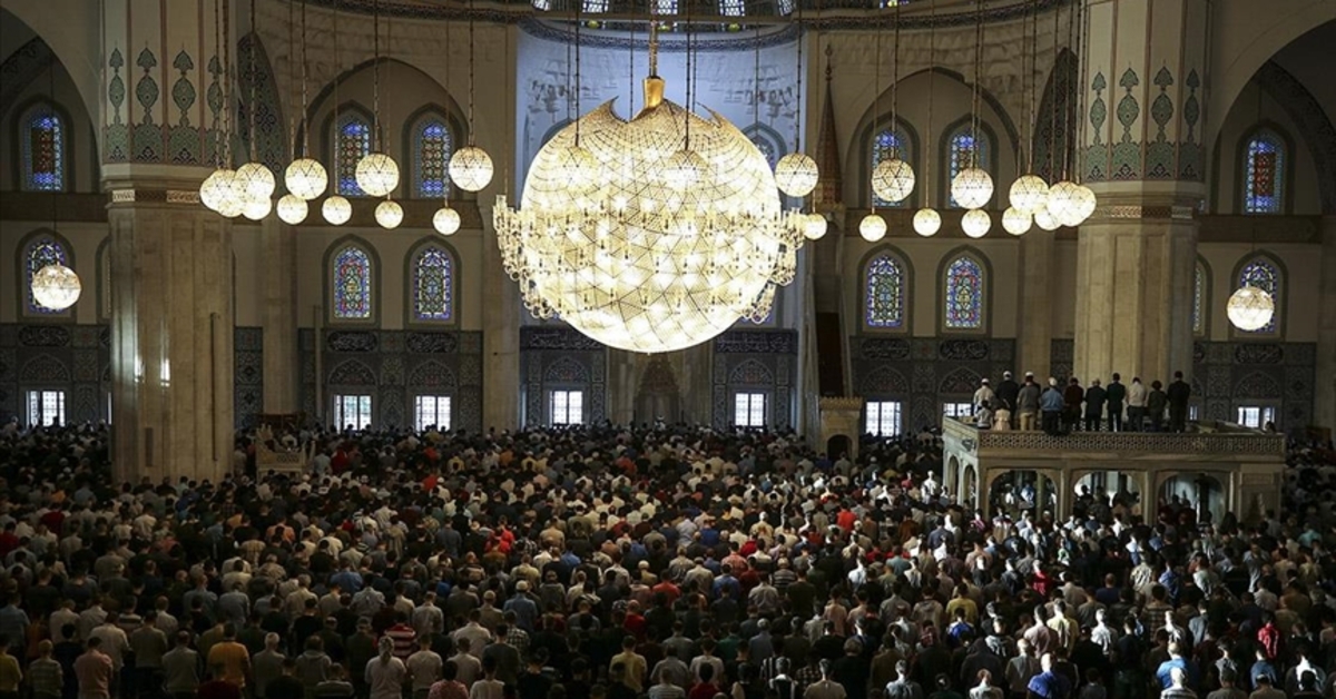 2025 Kurban Bayramı Namaz Saatleri: İl İl Bayram Vakitleri