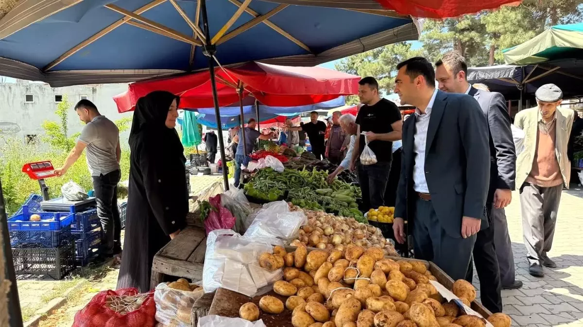 Samsun Kavak Kaymakamı Genç, Esnaf ve Vatandaşlarla Bayramlaştı