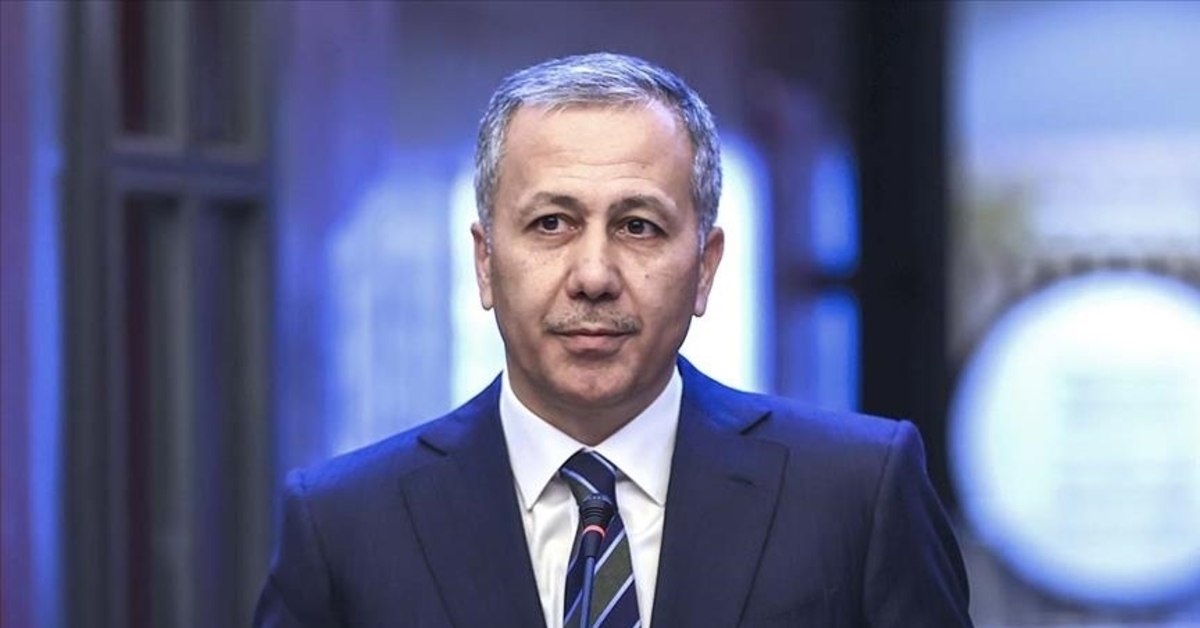 İçişleri Bakanı Yerlikaya'dan Trafik Kazalarına İlişkin Uyarı