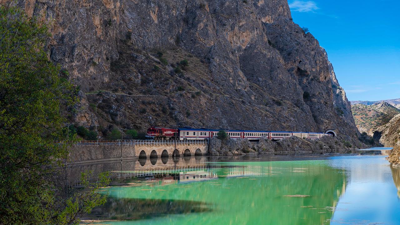 Turistik Karaelmas Ekspresi Yarın İlk Seferine Çıkıyor: Batı Karadeniz Kültürel Mirasıyla Buluşuyor