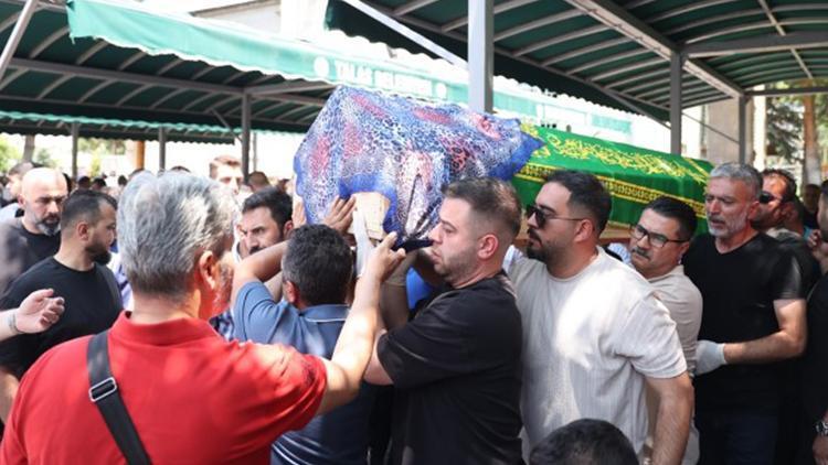 Kayseri'de Kırım Kongo Kanamalı Ateşi Şüphesiyle Tedavi Gören Anne Hayatını Kaybetti