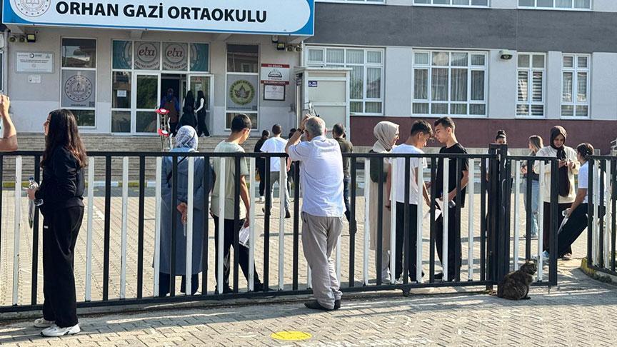 LGS Sınavı İlk Oturumu Başladı