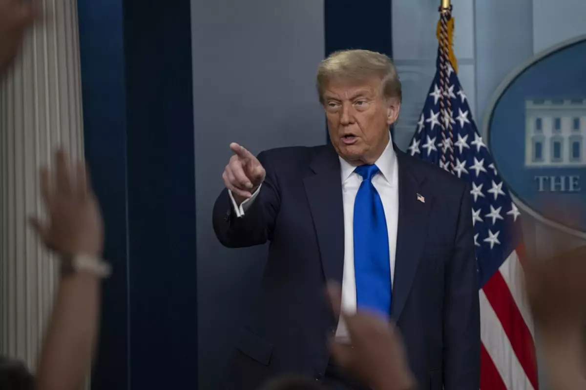 Trump'tan İran'a Yaptırımları Kaldırma Şartı Açıklaması