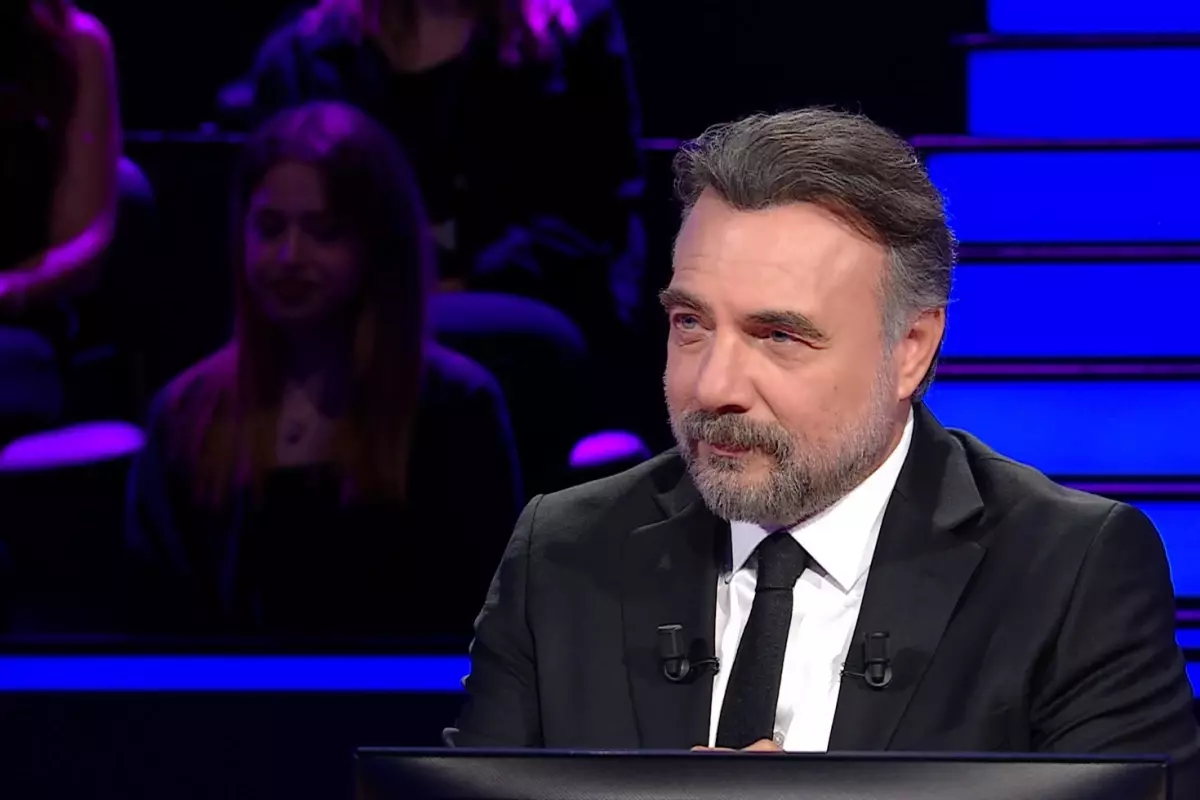 Oktay Kaynarca Trafikte Motosiklete Yöneldi
