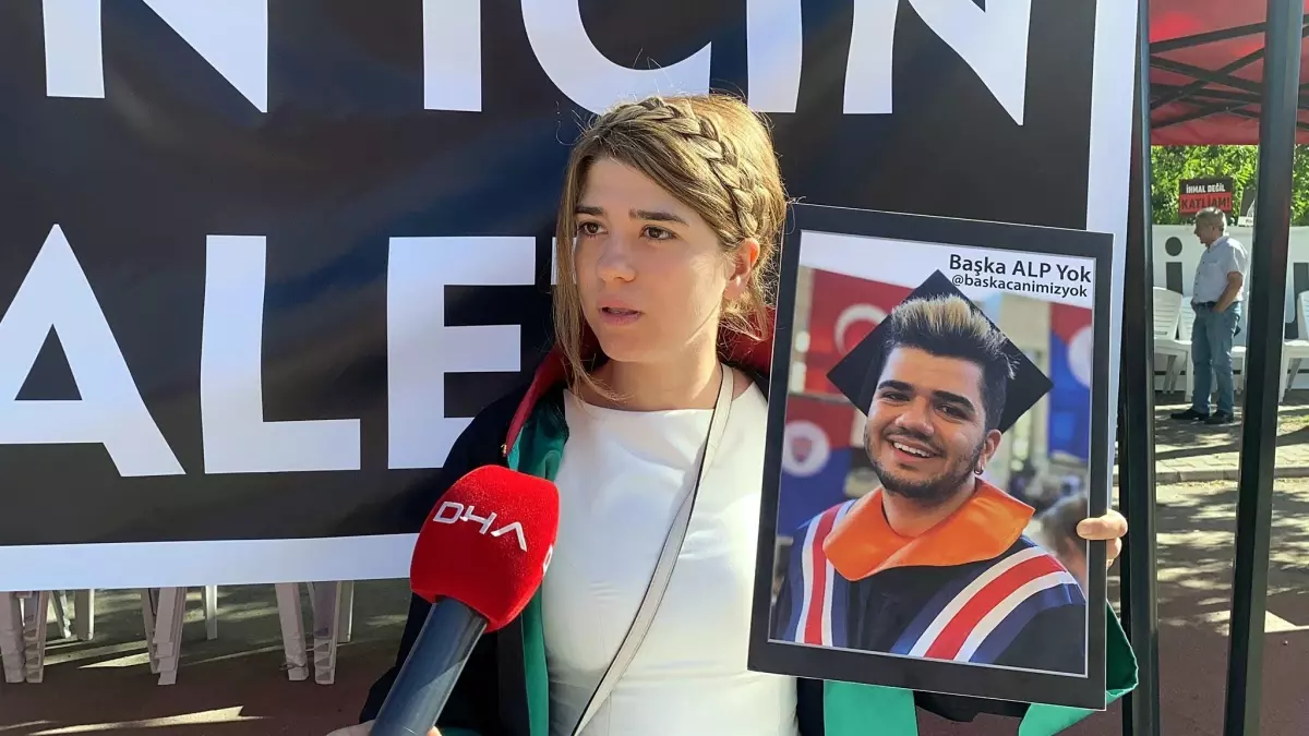 Duruşmada Uyuyan Şirketin Damadı Alp Mercan'ın Ablasını Kızdırdı