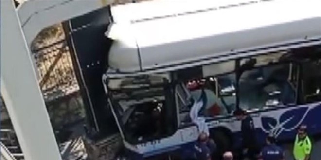 Ankara'da EGO Otobüsü Kazası: 20 Yaralı