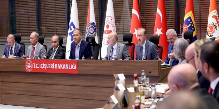 Konya ve 30 Büyükşehirde Sahipsiz Hayvan Sorunu İçin Ortak Çözüm Arayışları