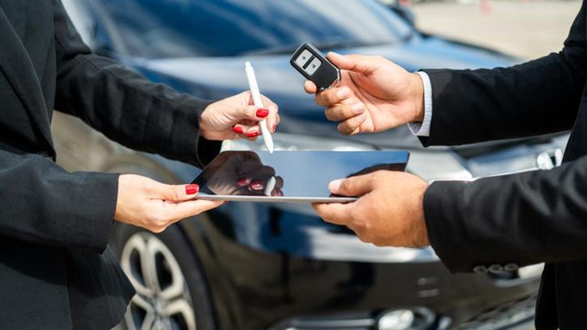 ÖTV Düzenlemesi Otomobil Piyasasını Salladı: İkinci El Fiyatları Rekor Seviyede