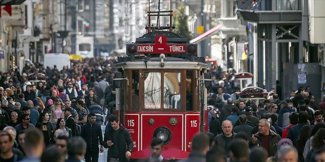 Türkiye Nüfusu 85 Milyonu Aştı: Erkek ve Kadın Oranları Açıklandı